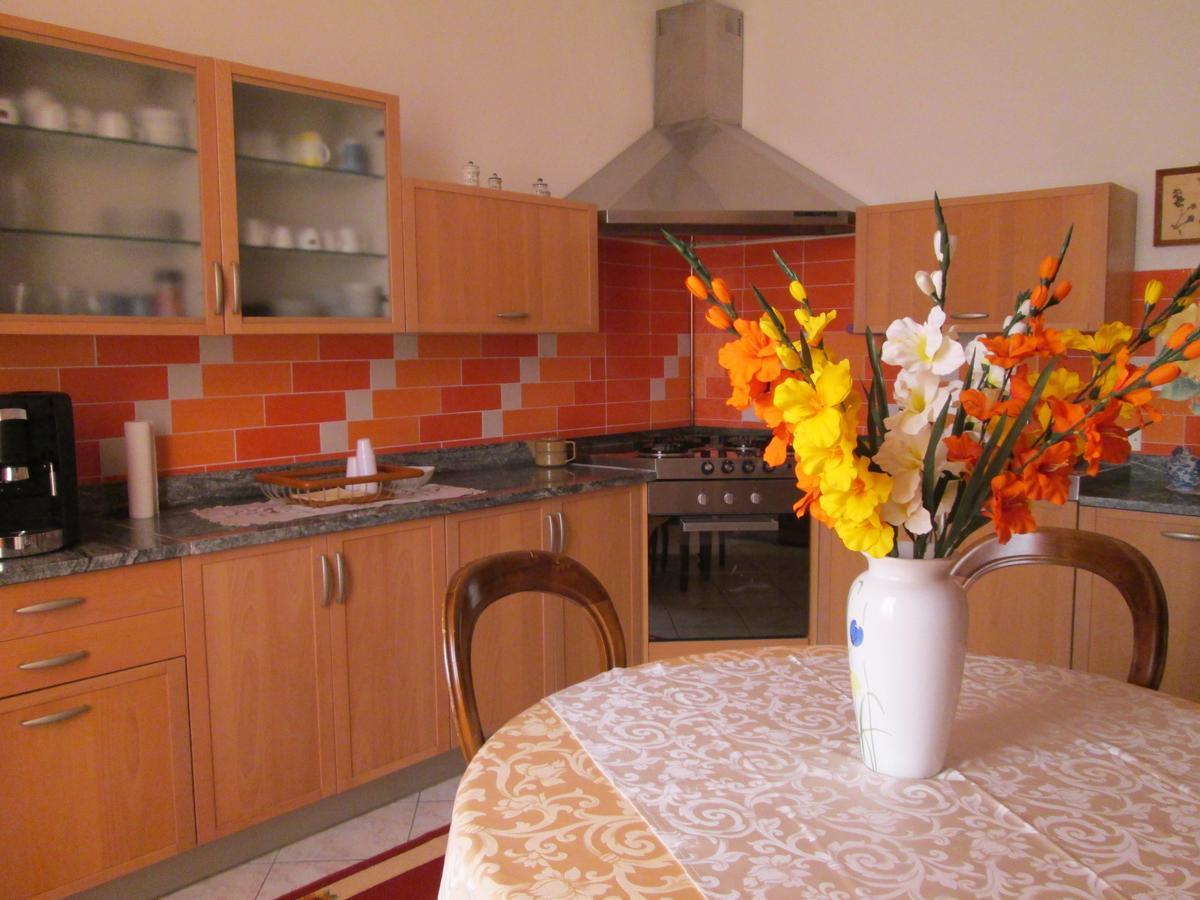 B&B Regina Margherita Piombino Rum bild