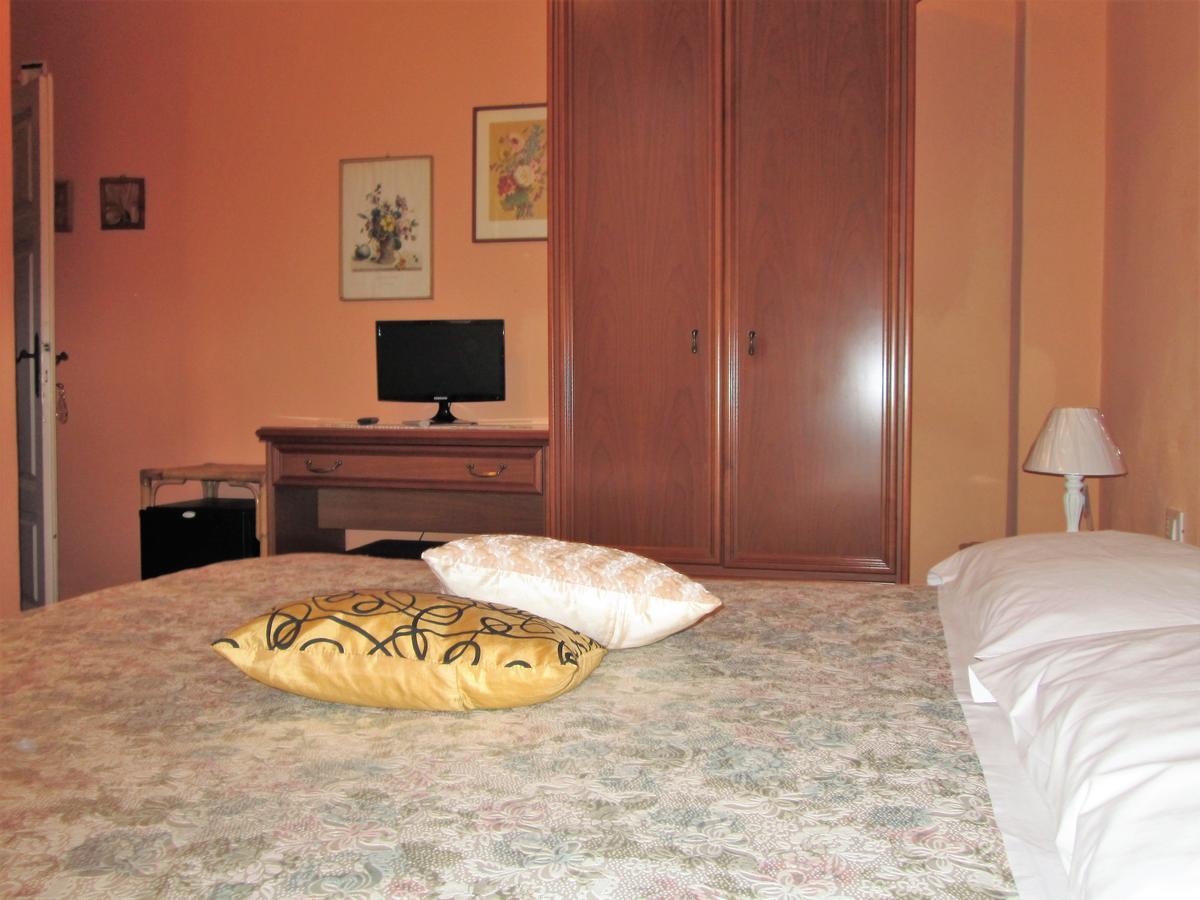 B&B Regina Margherita Piombino Exteriör bild